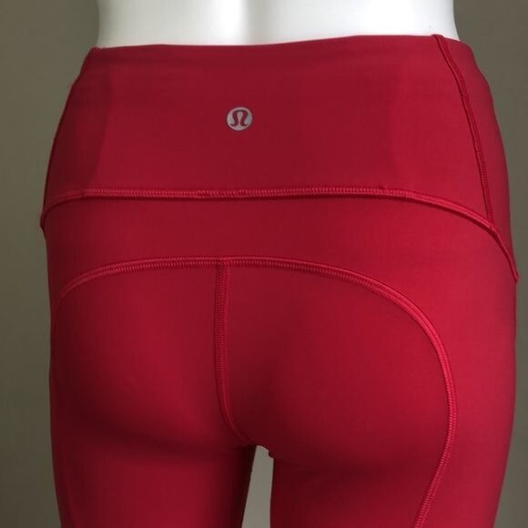 Lululemon Sun Runner Crop in Fuchsia Pink - 2 - Picture 10 of 11